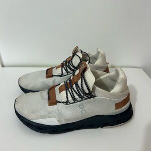 ON CloudNova Men,s Size 11
White | Pearl Athletic Running
Sneakers Comfort